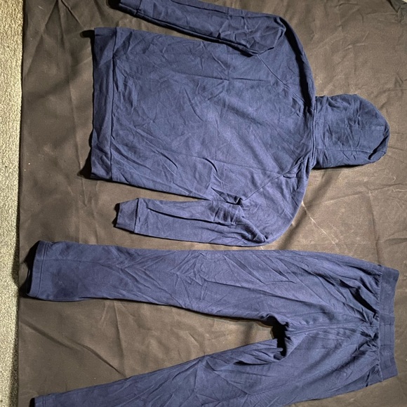 Under armor jogger set top small bottom medium great quality worn twice - Picture 2 of 2